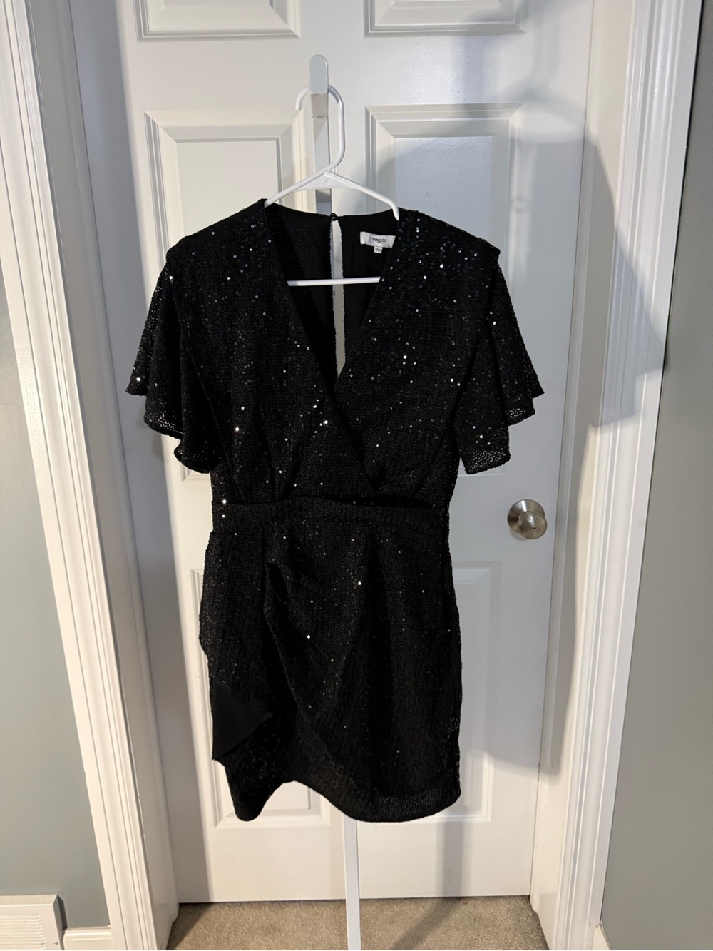 SUNCOO Paris Black Sequin Wrap Mini Dress Flutter Sleeve Size T2 (US Medium)